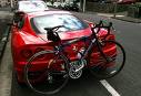 ferrari con bici.jpg