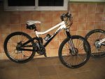 GIANT 005.jpg