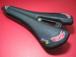AmoebaCarbonSeatSaddle.jpg