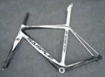 Frame seatpost integrated2.JPG