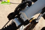 white-intense-951-linkage-grease-ports.jpg