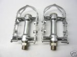 pedals campagnolo strada.jpg