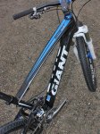 giant anthem carbon2.jpg