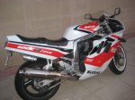 SUZUKI 001.jpg