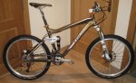 TREK02.JPG