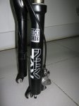 02  ROCK SHOX REVELATION.jpg