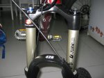 06  ROCK SHOX REVELATION.jpg