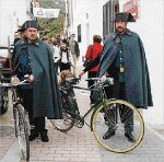 guardias en bici.jpg