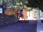 Sam salto.jpg