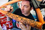 chad-on-adam's-frame-795861[1].jpg