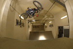 wallride20_1low.gif