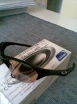 oakley2.jpg