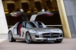 Mercedes-SLS-AMG-Gullwing-08-500x333.jpg