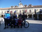 P1240951 Brunete - Plaza Ayuntamiento - Foto De Grupo.jpg