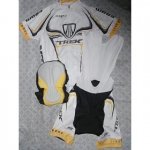 maillot trek.jpg