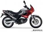 esh_5-aprilia-pegaso650-cervenostribrna-2004.jpg