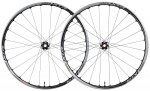 2011-shimano-xtr-wh-m985-front-wheel-15qr-600x364.jpg