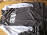 guak gris.jpg