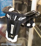 2011_leatt_dbx_pro_carbon1.jpg