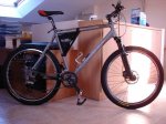 06-02-07 Bici limpia y con Maxxis 1.JPG