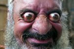 ojos-saltones[1].jpg