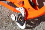 commencal_2010_detalleguia.jpg