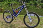 2011-Morewood-Makulu-Downhill-Mountain-Bike.jpg