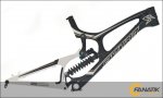 v10c-blkgld-01.jpg