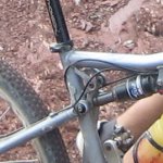Santa Cruz trencada pujant al Coll de l'Oli.jpg