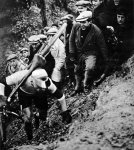 1929_critintl.th.jpg
