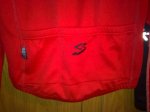 03.Detalle bolsillo maillot rojo.jpg