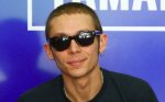 Valentino-Rossi-oakley.jpg