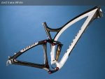 jet9-frame-white.jpg