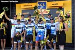 tdf11st02-team.jpg