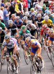 tdf11st04gc-peloton3.jpg