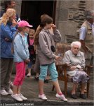 tdf11st04gc-oldwoman.jpg