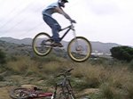 Marcel encima bicis xD.JPG