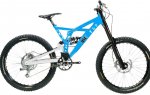 Blau2 + basculant blanc.jpg