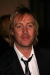 rhys-ifans-the-orange-british-academy-of-film-and-television-arts-awards-2008-bafta-outside-arri.jpg