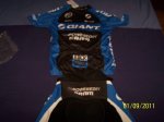 Giant 003.jpg