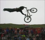 Sea Otter superman seat grab by Phil Strong.jpg