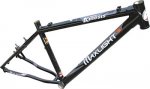 kinesis_maxlight_easton_04.jpg