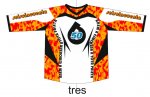 tres.JPG