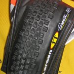 Cubierta_mtb_26x2.0_Maxxis_Larsen_TT_2_1219137860_grande.jpg