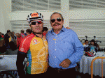 bigotes.gif