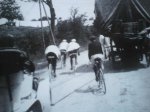 1904 - Tour. Los hermanos Garin y Lucien Pothier.jpg