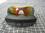 oakley1.jpg
