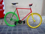 VerdeRojoAmarilloFixedGear1.jpg
