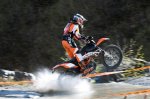 ktm-690-enduro-r-rodando-2.jpg