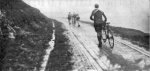 14.   1912 - Tour, 10&#170; etapa, l&#237;deres en el Aubisque.jpg